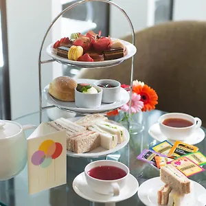 4* מלון Hyatt Regency Stratford